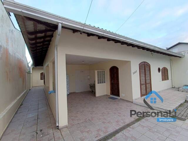 #TM0209 - Casa para Venda em Guaratuba - PR