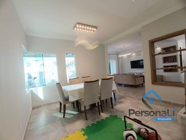 Sobrado para Venda em Guaratuba - 5