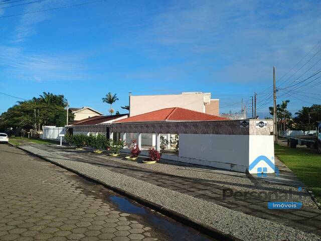 #TM0210 - Casa para Venda em Guaratuba - PR