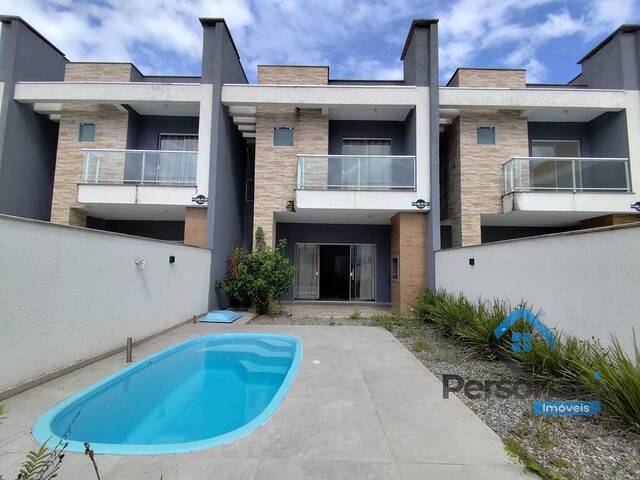 #TM409 - Sobrado para Venda em Guaratuba - PR