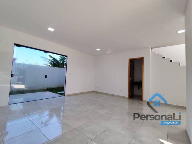 Sobrado para Venda em Guaratuba - 5