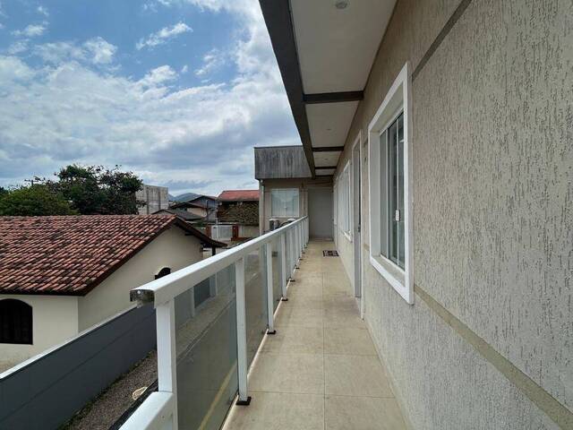 Apartamento para Venda em Guaratuba - 4